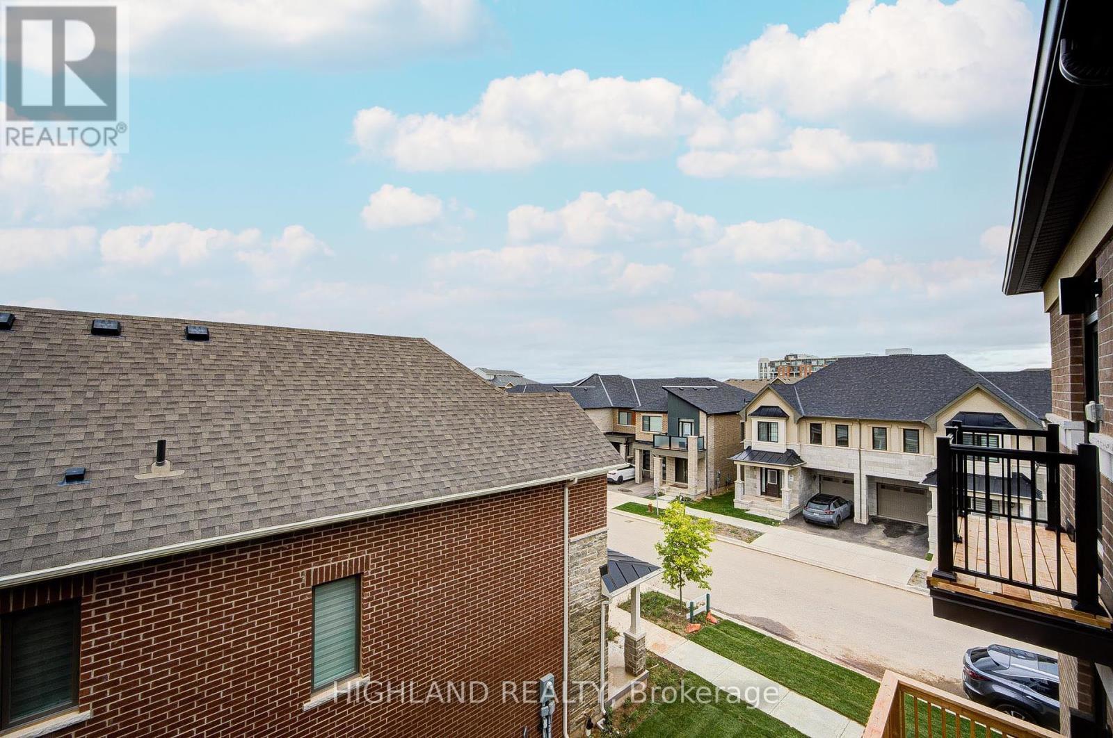 1162 Dartmouth Crescent, Oakville, Ontario  L6H 8C3 - Photo 27 - W12461939