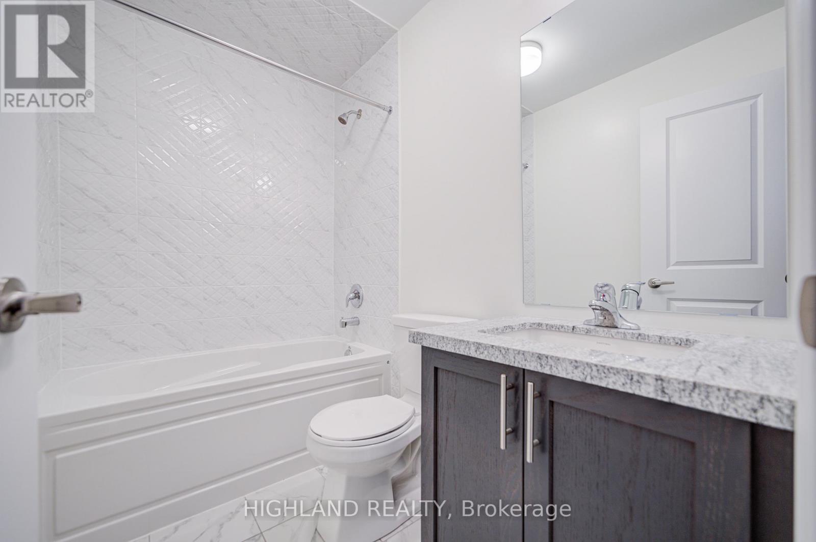 1162 Dartmouth Crescent, Oakville, Ontario  L6H 8C3 - Photo 32 - W12461939