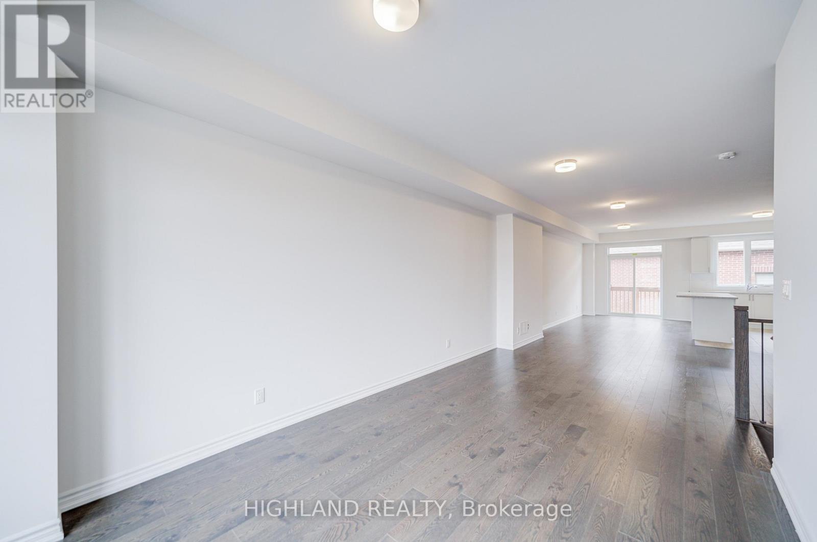 1162 Dartmouth Crescent, Oakville, Ontario  L6H 8C3 - Photo 8 - W12461939