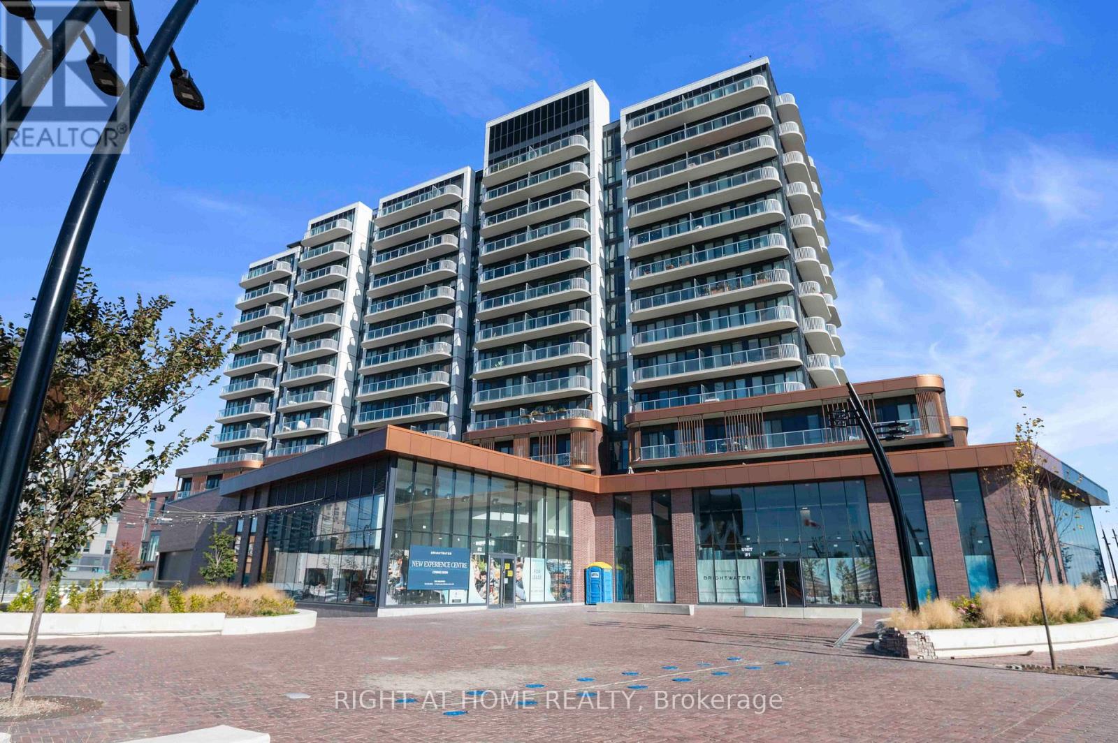 403 - 220 Missinnihe Way, Mississauga, Ontario  L5H 0A9 - Photo 23 - W12461945