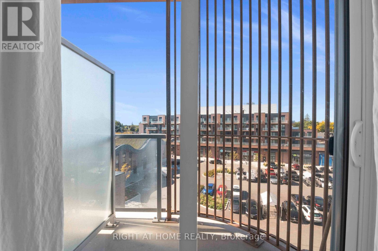 403 - 220 Missinnihe Way, Mississauga, Ontario  L5H 0A9 - Photo 6 - W12461945
