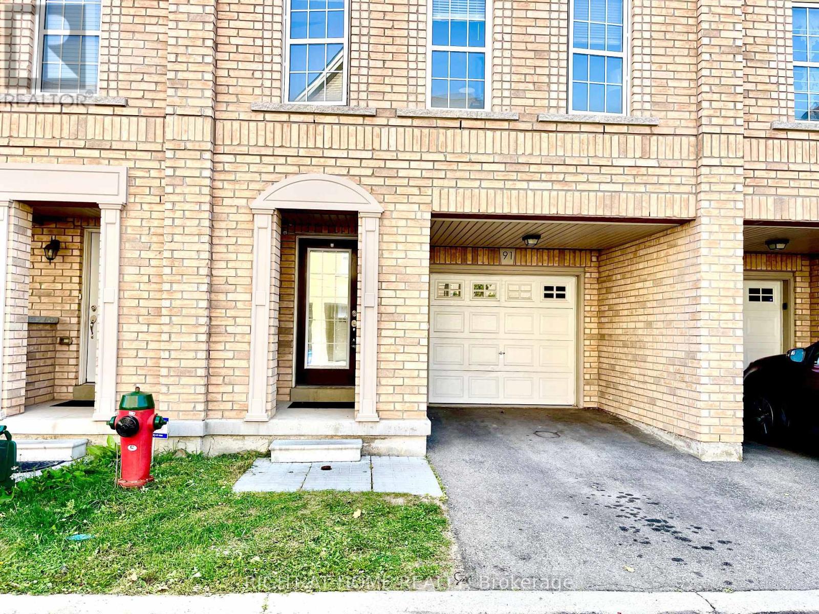 91 - 2280 Baronwood Drive, Oakville, Ontario  L6M 0K4 - Photo 2 - W12461953