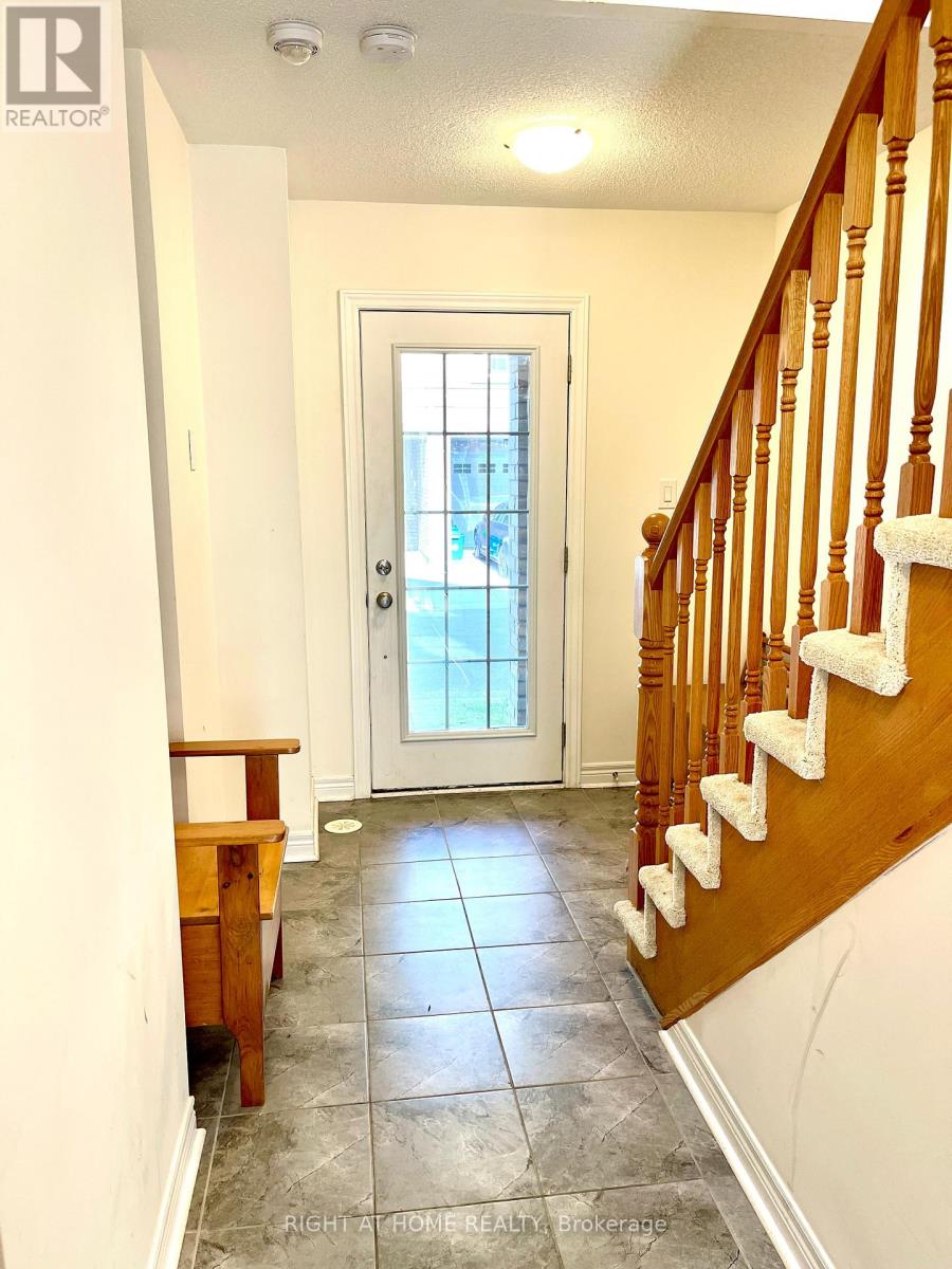 91 - 2280 Baronwood Drive, Oakville, Ontario  L6M 0K4 - Photo 3 - W12461953