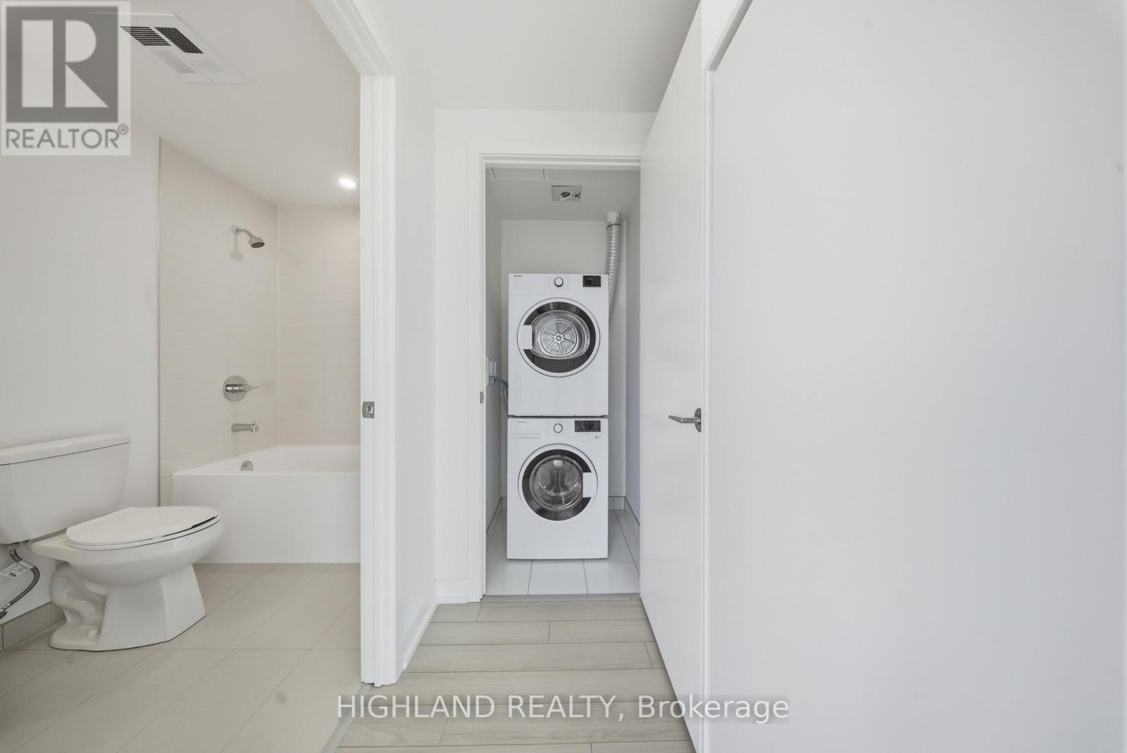 1903 - 3079 Trafalgar Road, Oakville, Ontario  L6H 8C5 - Photo 7 - W12461973