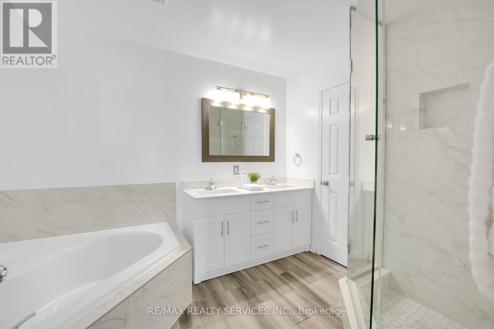45 - 3059 Finch Avenue W, Toronto, Ontario  M9M 0A7 - Photo 24 - W12462002
