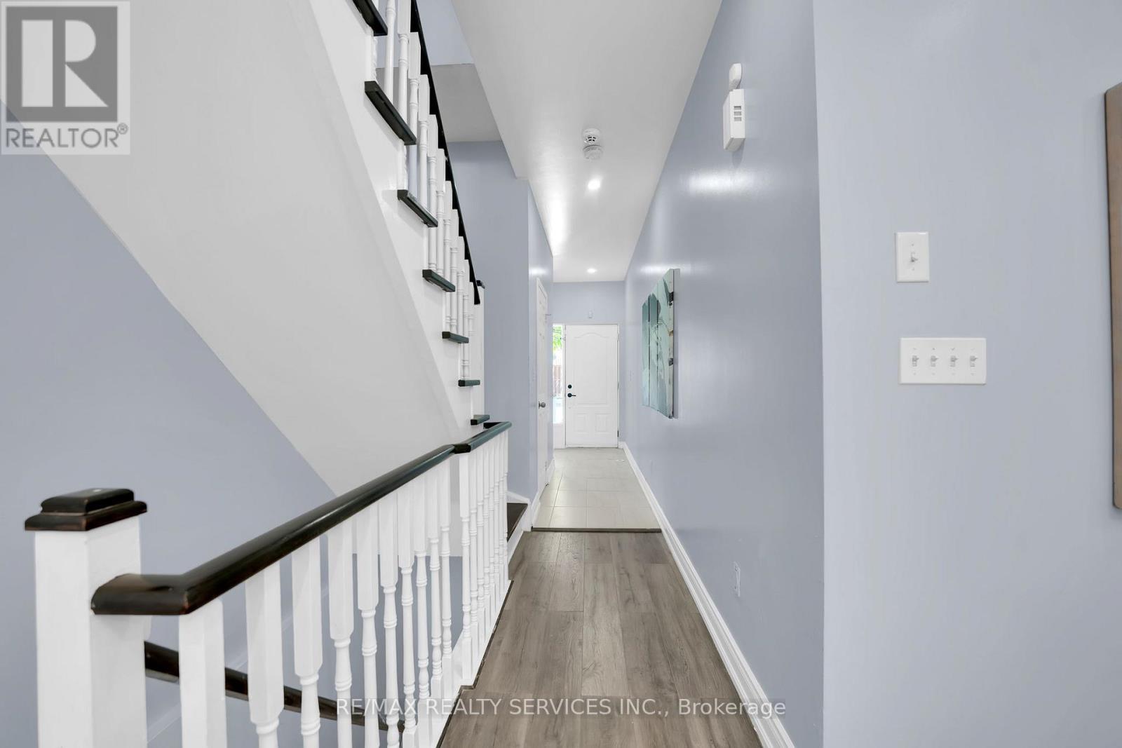 45 - 3059 Finch Avenue W, Toronto, Ontario  M9M 0A7 - Photo 5 - W12462002