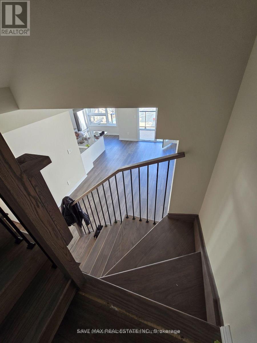 120 - 1573 Rose Way, Milton, Ontario  L9T 7E7 - Photo 2 - W12462004