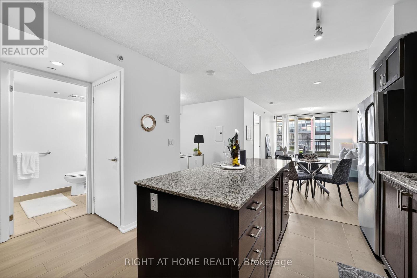 726 - 36 Via Bagnato Street, Toronto, Ontario  M6A 0B7 - Photo 15 - W12462042