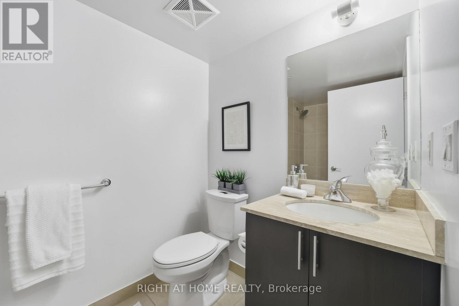726 - 36 Via Bagnato Street, Toronto, Ontario  M6A 0B7 - Photo 20 - W12462042