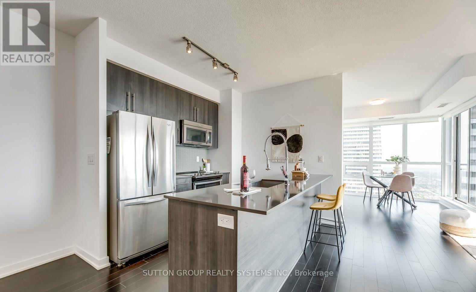 # 4610 - 4011 Brickstone Mews, Mississauga, Ontario  L5B 0J7 - Photo 5 - W12462054