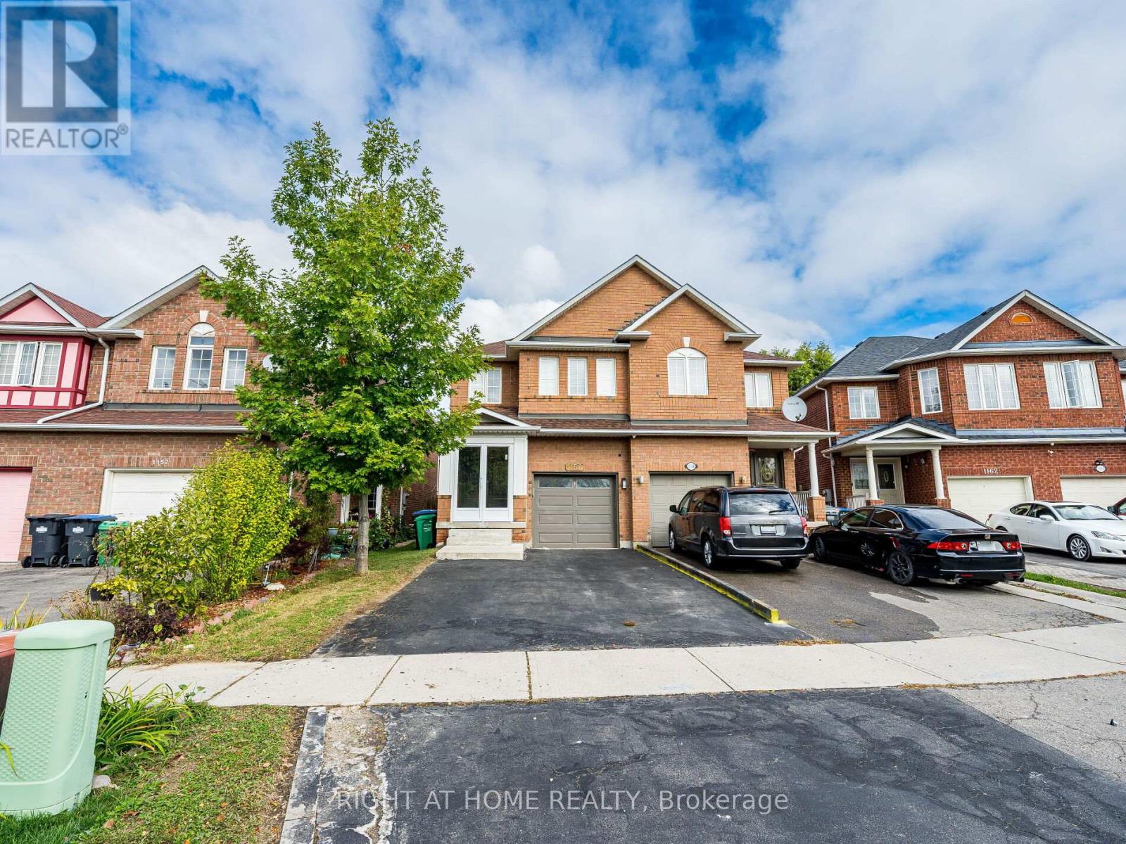 1156 PRESTONWOOD CRESCENT, Mississauga, Ontario