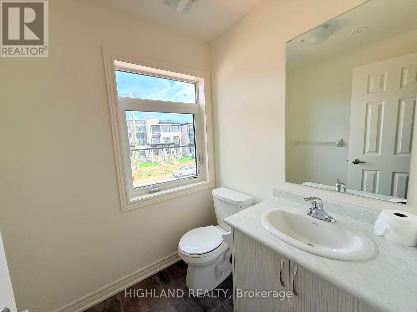3218 Sixth Line, Oakville, Ontario  L6M 5T2 - Photo 5 - W12462072