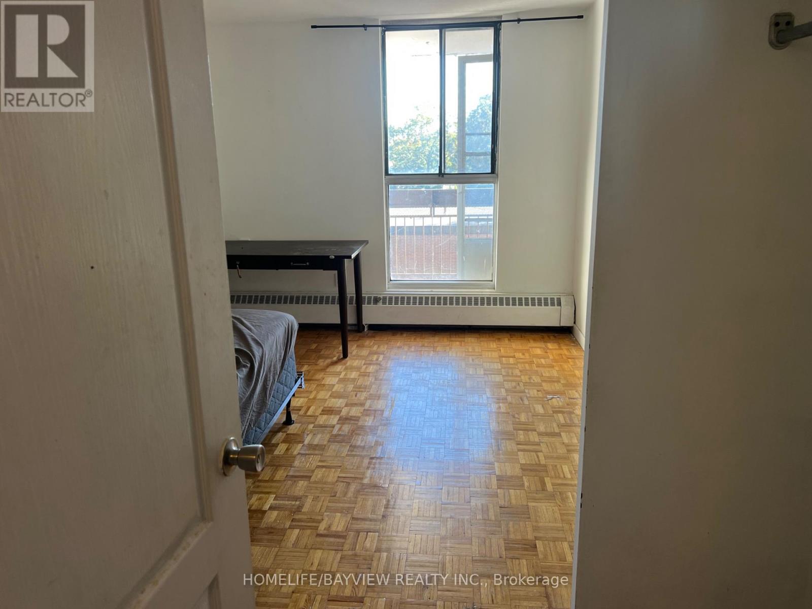 402 - 4689 Jane Street, Toronto, Ontario  M3N 2T6 - Photo 13 - W12462081