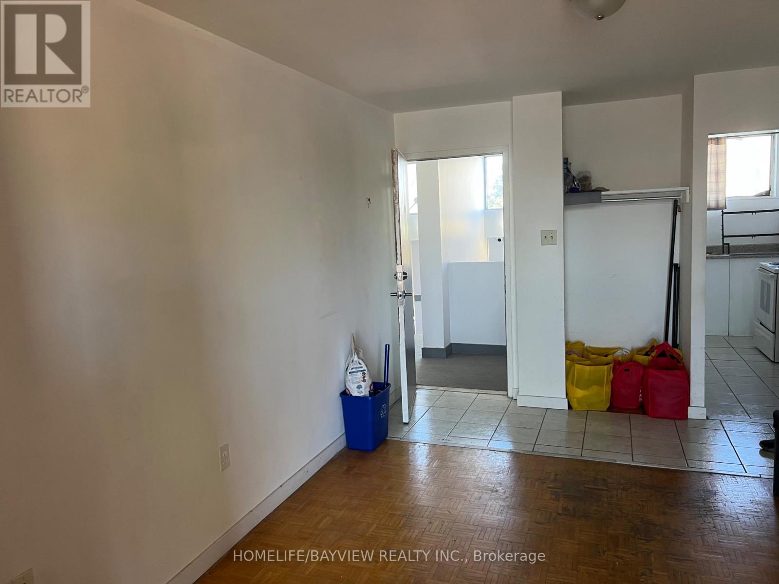 402 - 4689 Jane Street, Toronto, Ontario  M3N 2T6 - Photo 21 - W12462081