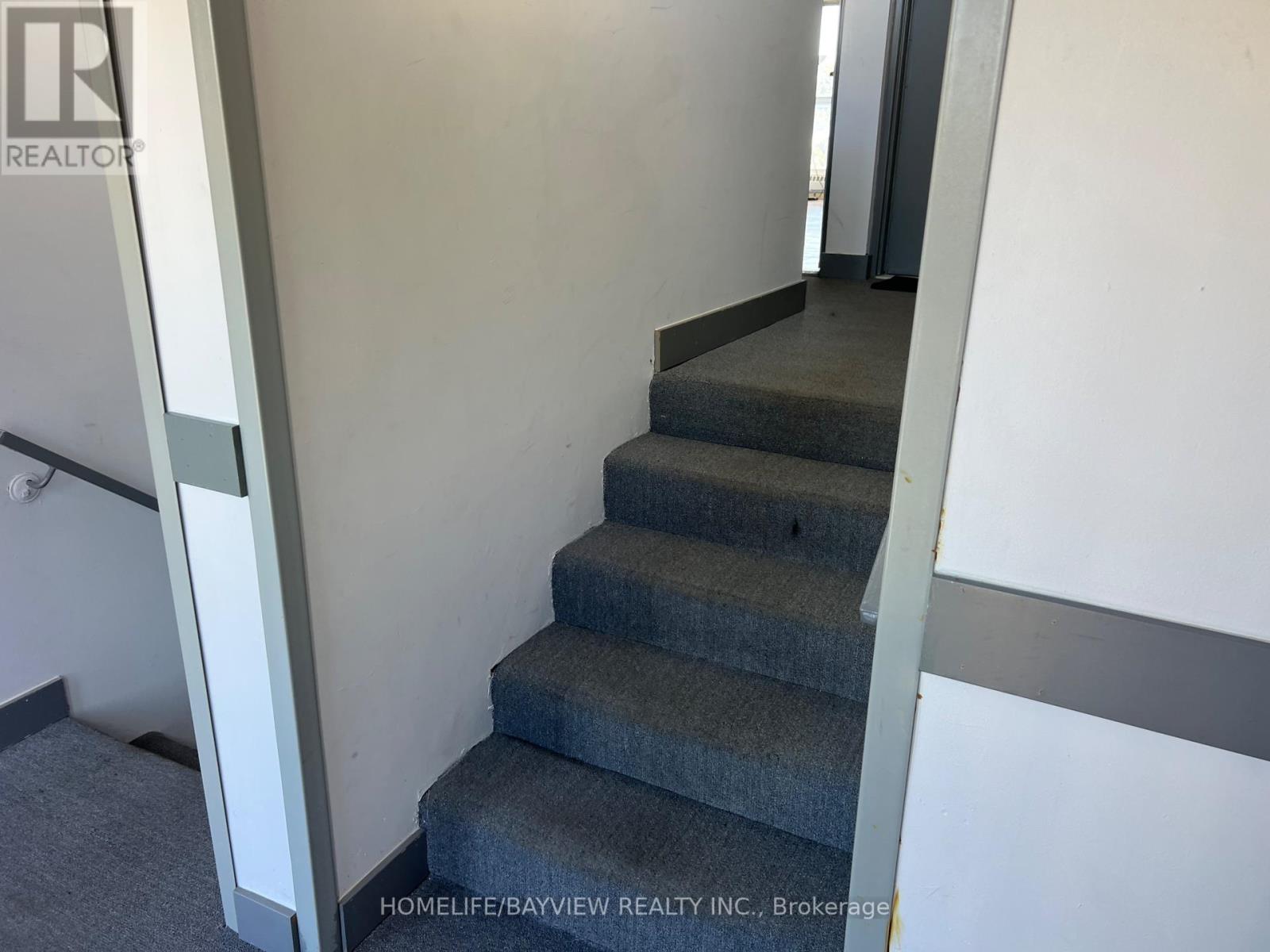 402 - 4689 Jane Street, Toronto, Ontario  M3N 2T6 - Photo 3 - W12462081