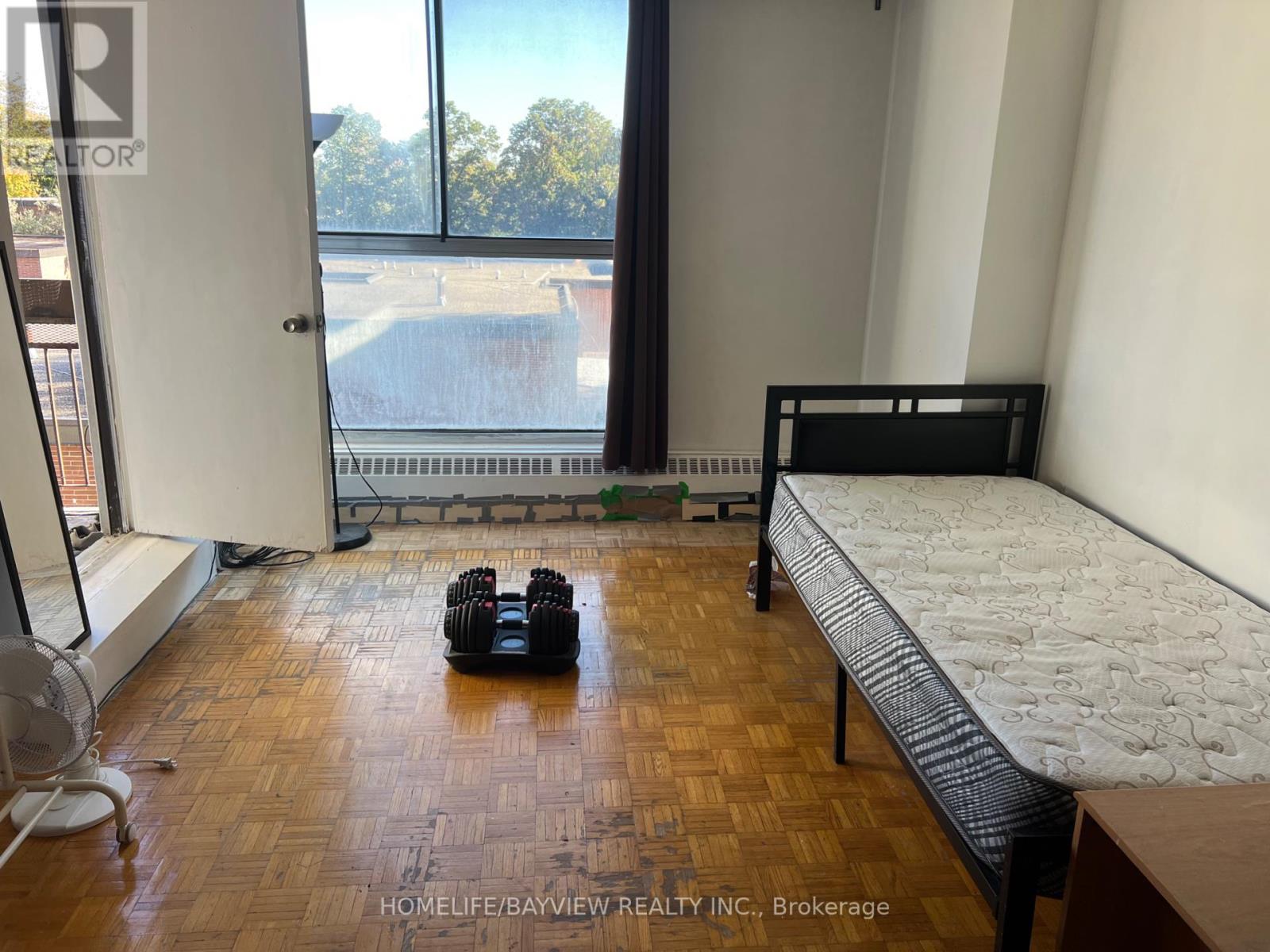 402 - 4689 Jane Street, Toronto, Ontario  M3N 2T6 - Photo 6 - W12462081