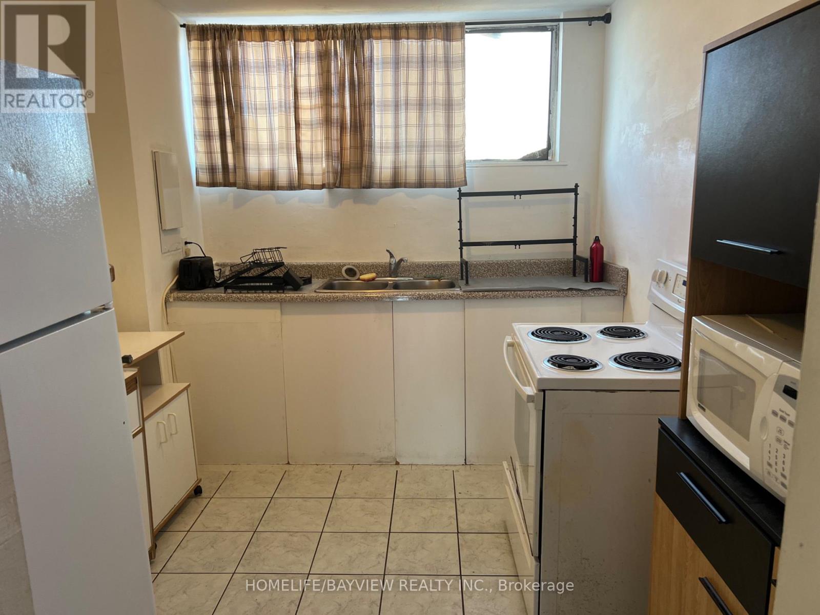 402 - 4689 Jane Street, Toronto, Ontario  M3N 2T6 - Photo 9 - W12462081