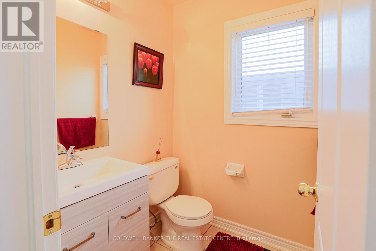 24 Mellowood Avenue, Brampton, Ontario  L6P 2P2 - Photo 8 - W12462083