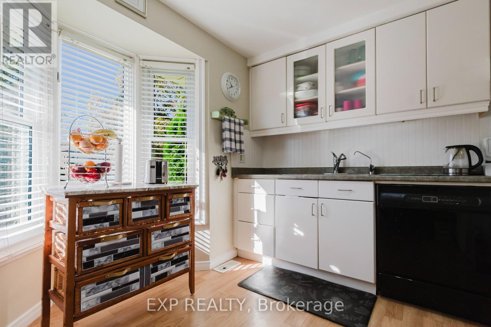 36 Nautical Road, Brantford, Ontario  N3P 1G6 - Photo 16 - X12461927