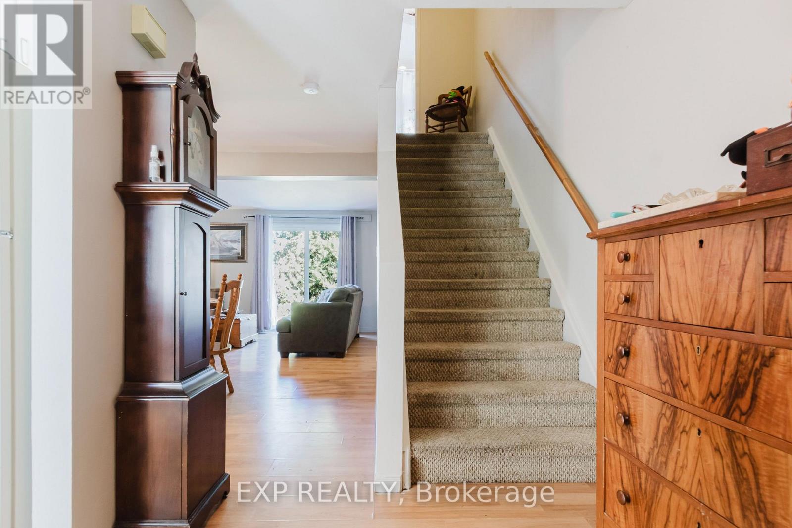 36 Nautical Road, Brantford, Ontario  N3P 1G6 - Photo 7 - X12461927