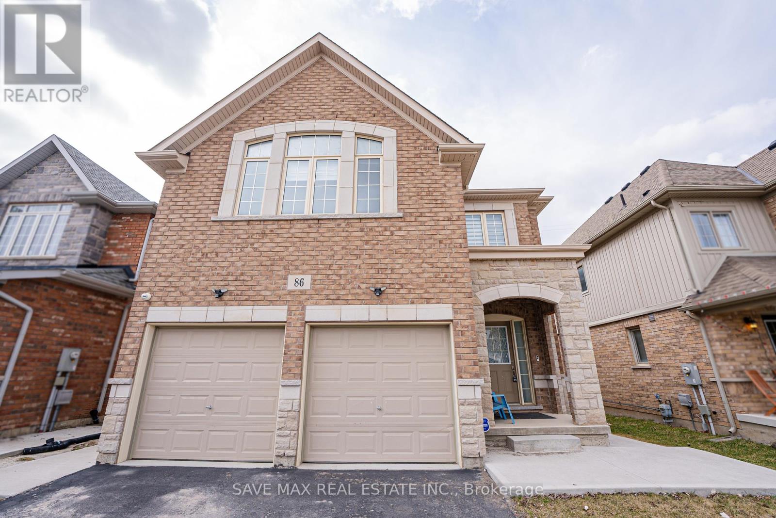 86 Sunset Way, Thorold, Ontario  L0S 1A0 - Photo 3 - X12461979
