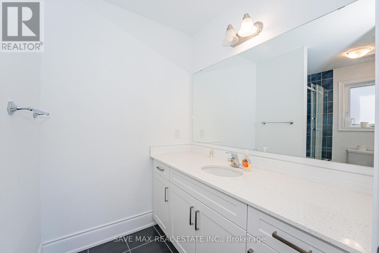 86 Sunset Way, Thorold, Ontario  L0S 1A0 - Photo 30 - X12461979