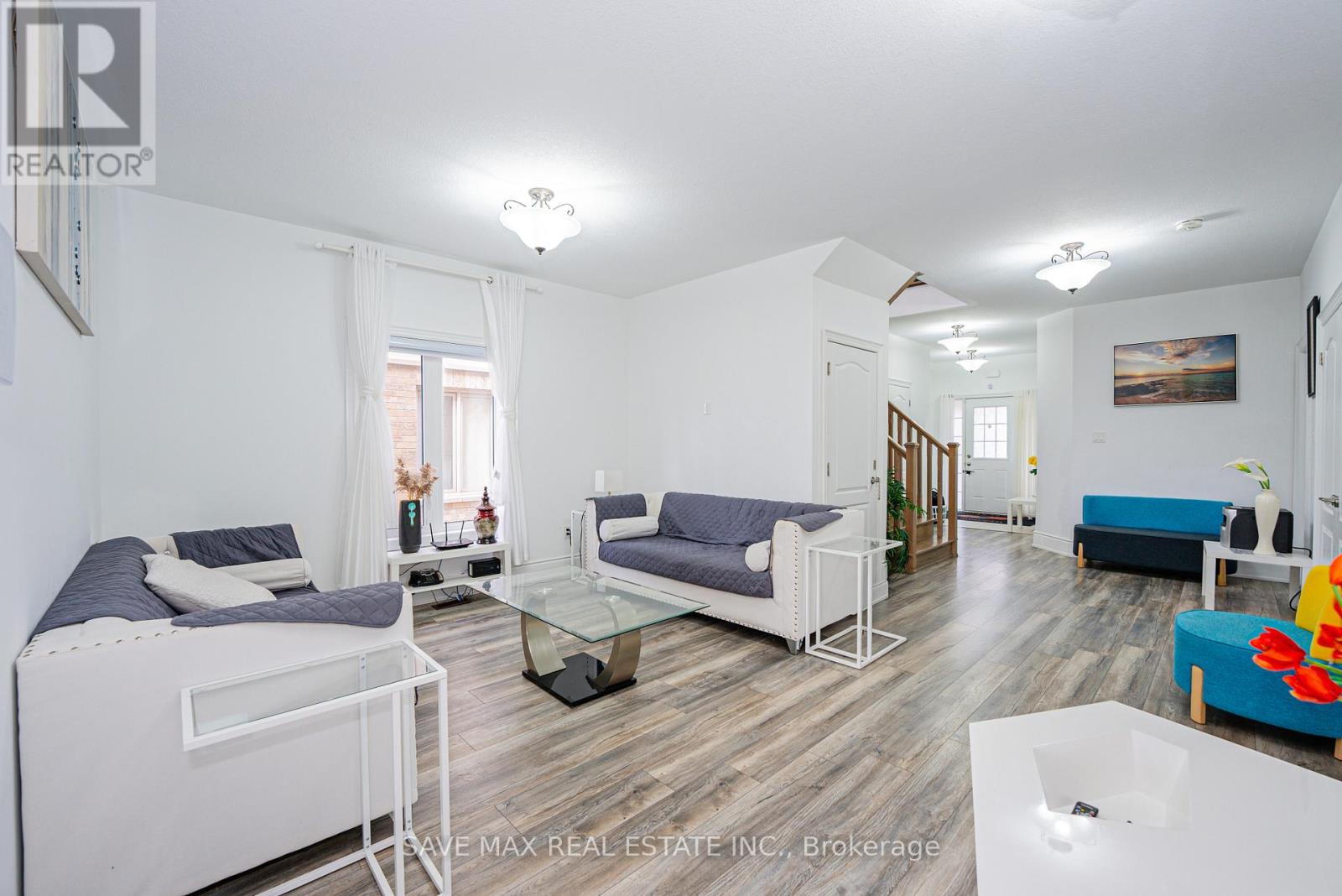 86 Sunset Way, Thorold, Ontario  L0S 1A0 - Photo 9 - X12461979