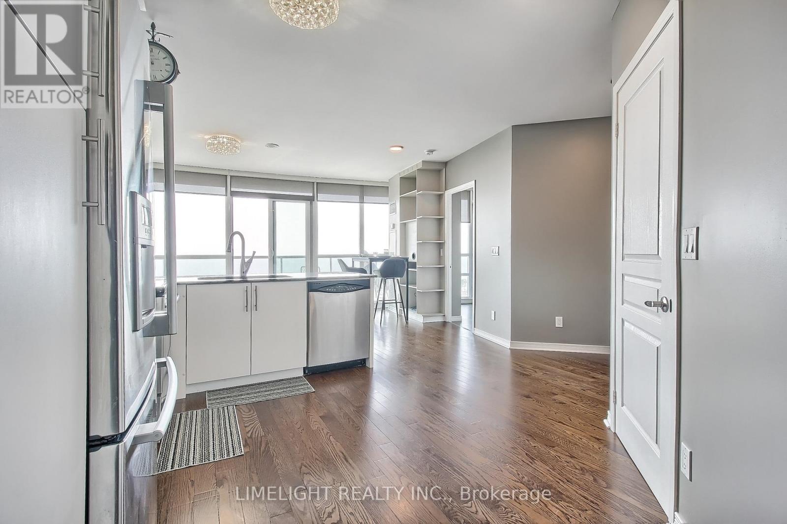 2208 - 2240 Lake Shore Boulevard W, Toronto, Ontario  M8V 0B1 - Photo 10 - W12462099