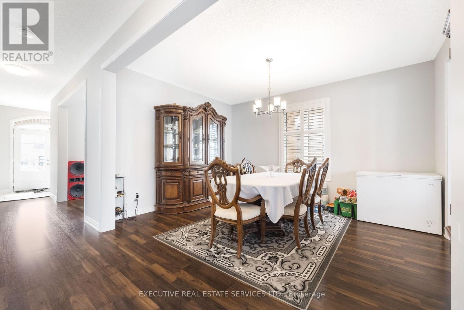 5 Drake Avenue, Brant, Ontario  N3L 0H9 - Photo 12 - X12462001