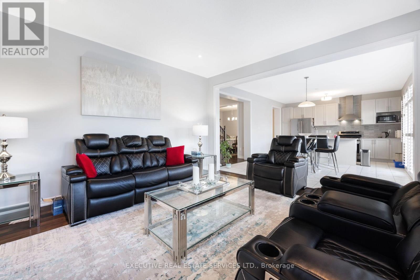 5 Drake Avenue, Brant, Ontario  N3L 0H9 - Photo 16 - X12462001