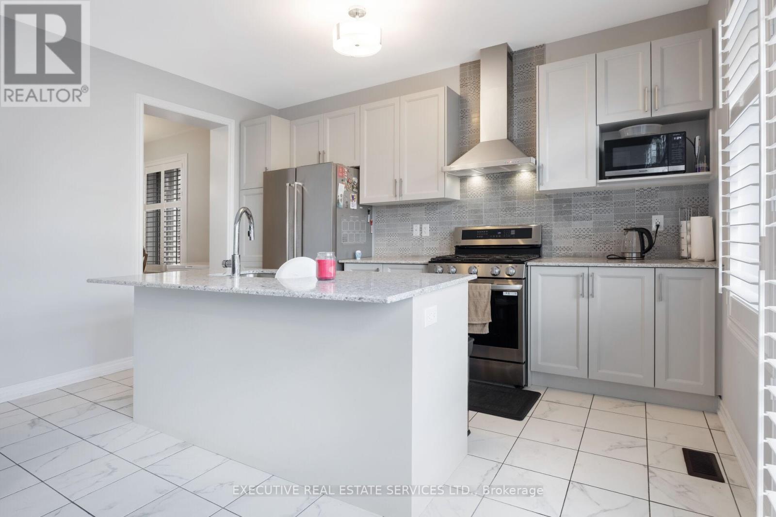 5 Drake Avenue, Brant, Ontario  N3L 0H9 - Photo 17 - X12462001