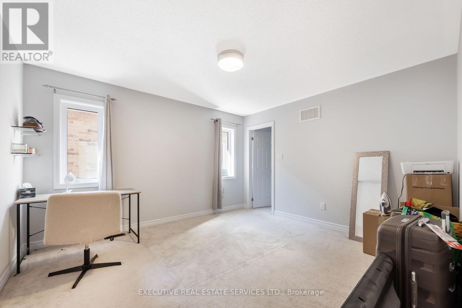 5 Drake Avenue, Brant, Ontario  N3L 0H9 - Photo 31 - X12462001