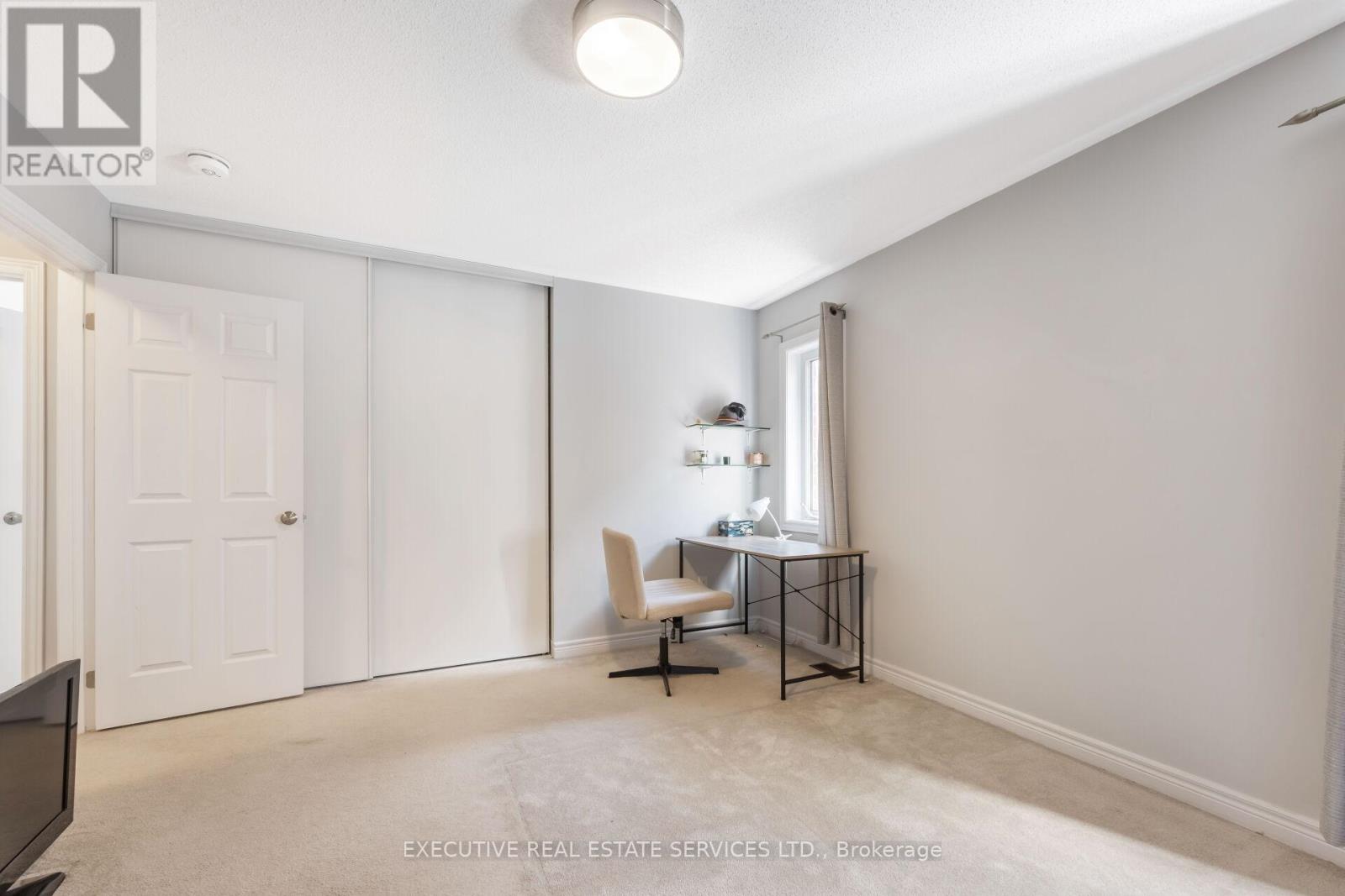 5 Drake Avenue, Brant, Ontario  N3L 0H9 - Photo 32 - X12462001