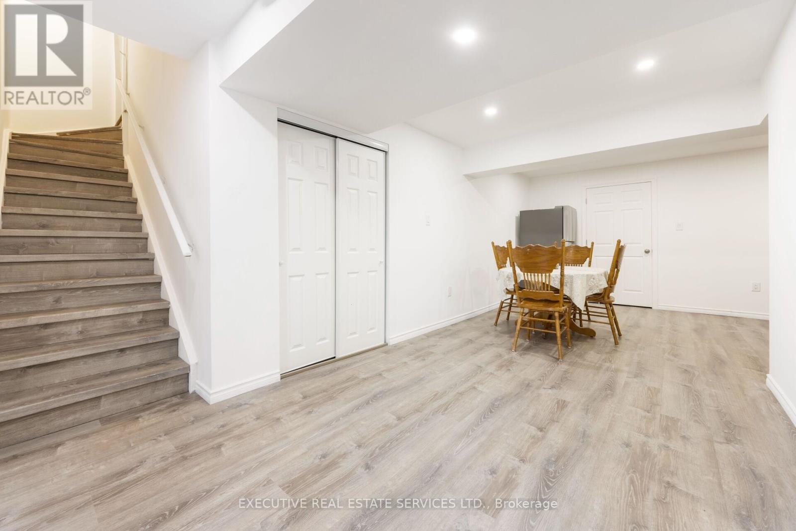 5 Drake Avenue, Brant, Ontario  N3L 0H9 - Photo 35 - X12462001