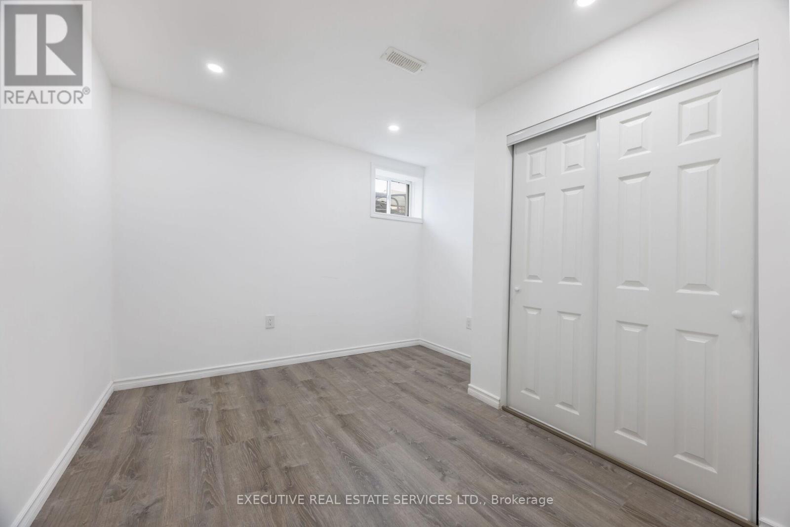 5 Drake Avenue, Brant, Ontario  N3L 0H9 - Photo 44 - X12462001