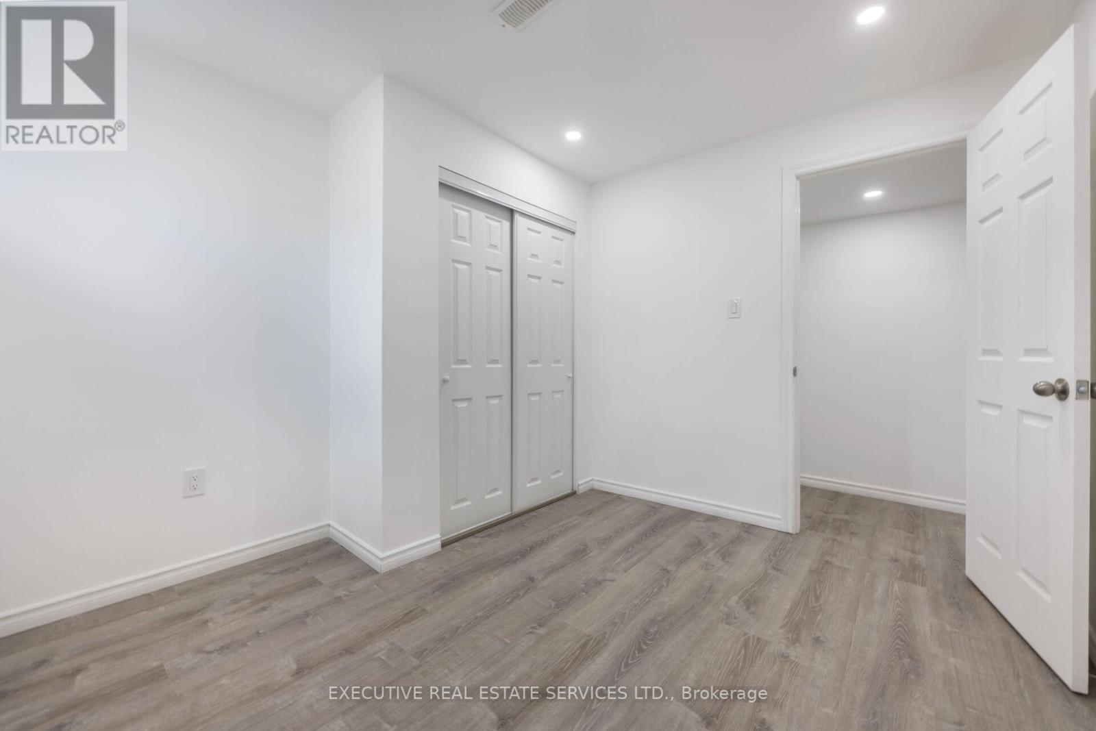 5 Drake Avenue, Brant, Ontario  N3L 0H9 - Photo 45 - X12462001