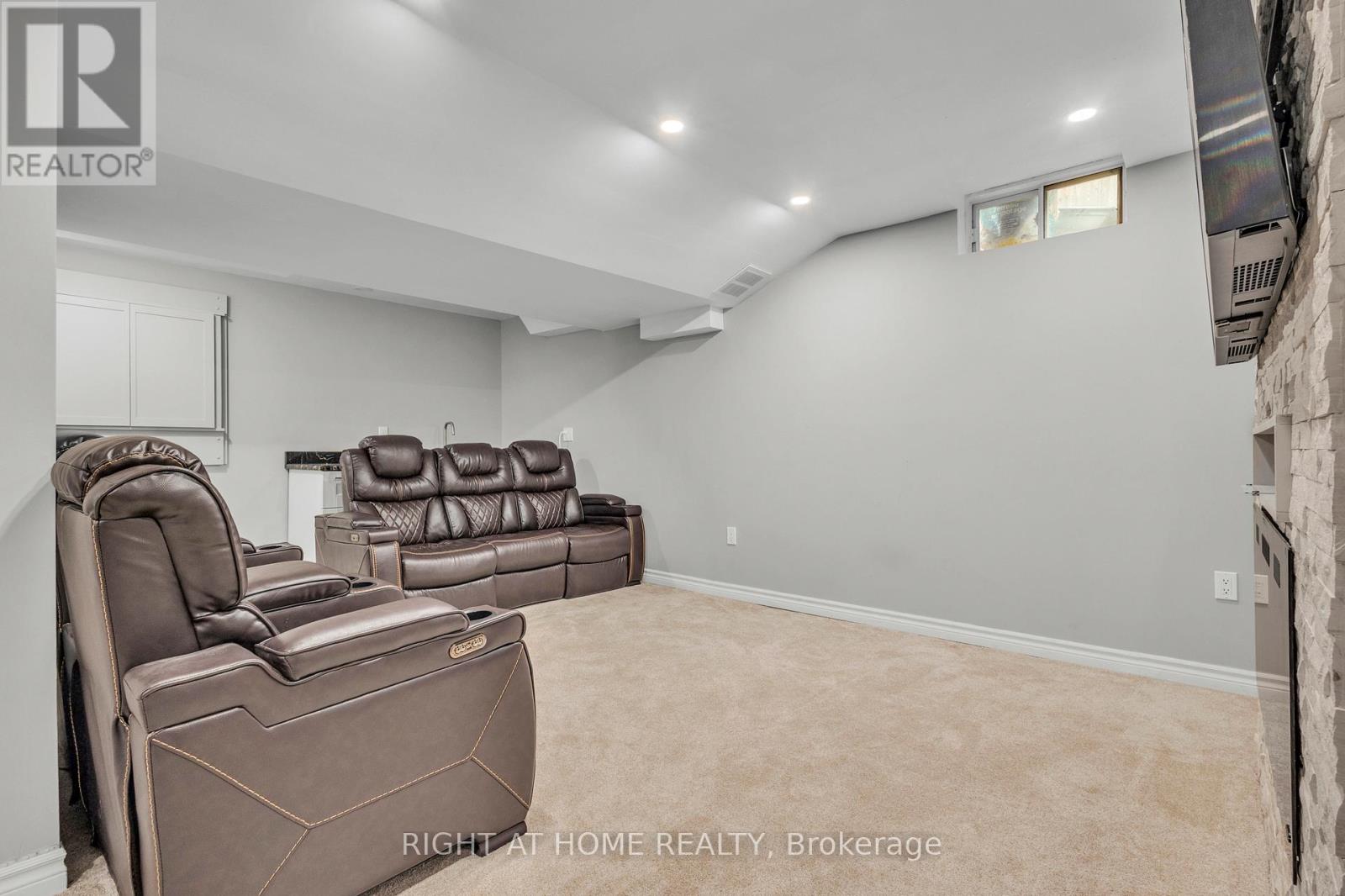 170 Dewitt Road, Hamilton, Ontario  L8E 0B4 - Photo 37 - X12462062