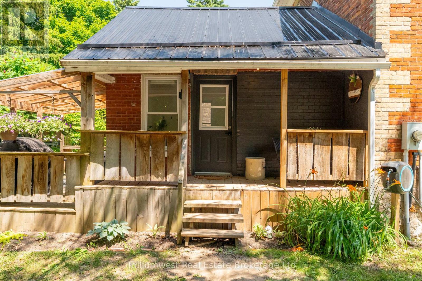 151 Frederick Street E, Wellington North, Ontario  N0G 1A0 - Photo 39 - X12462118