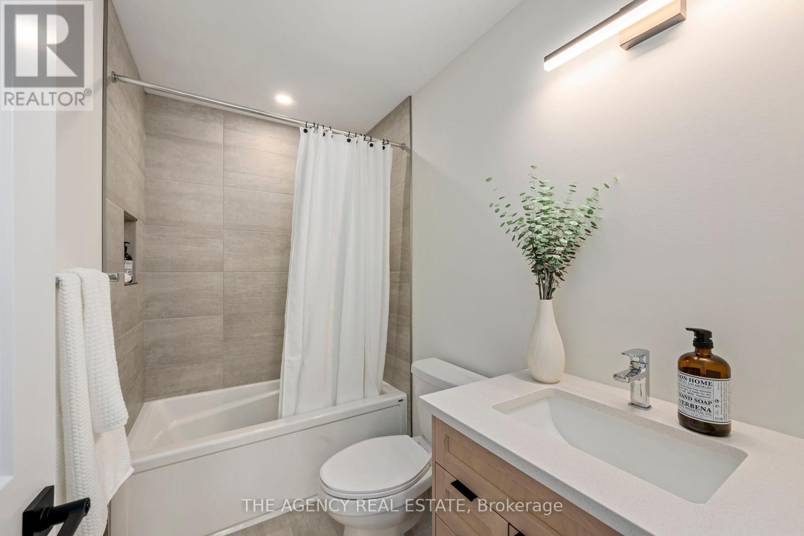 2172 Saddlerock Avenue, London North, Ontario  N6G 3W3 - Photo 17 - X12462106