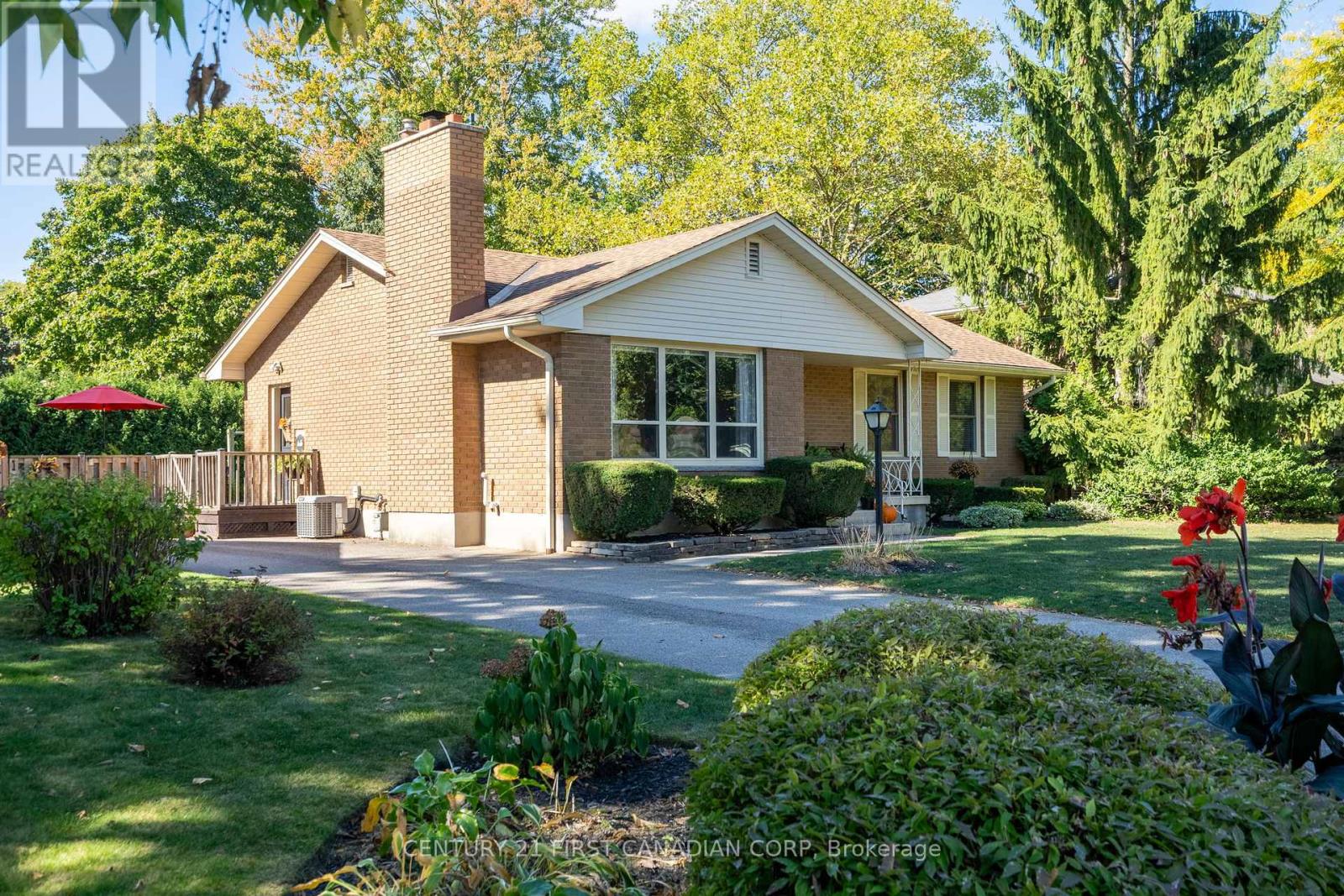 86 MCLEOD CRESCENT, London North, Ontario