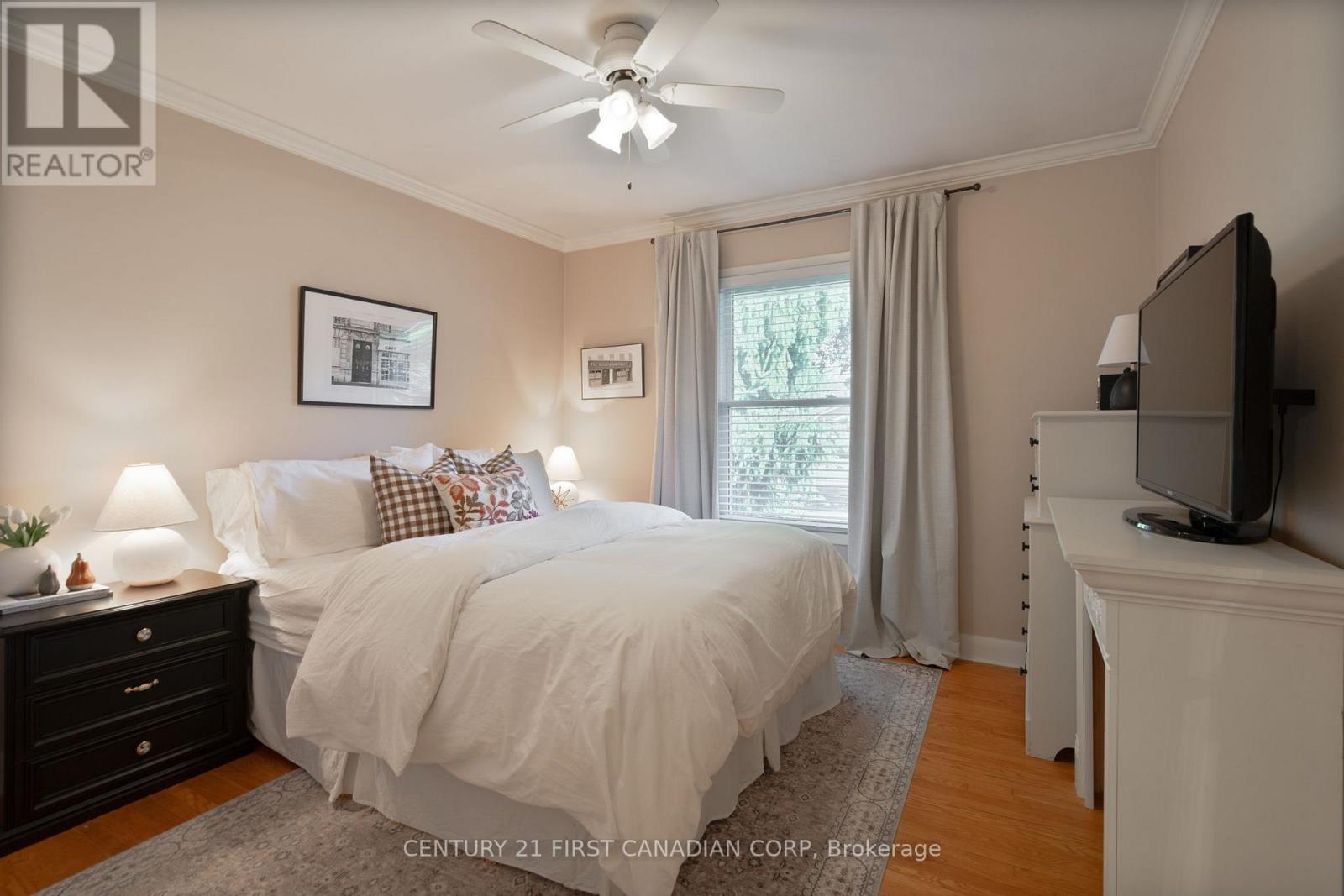 86 Mcleod Crescent, London North, Ontario  N5X 1S8 - Photo 16 - X12462126