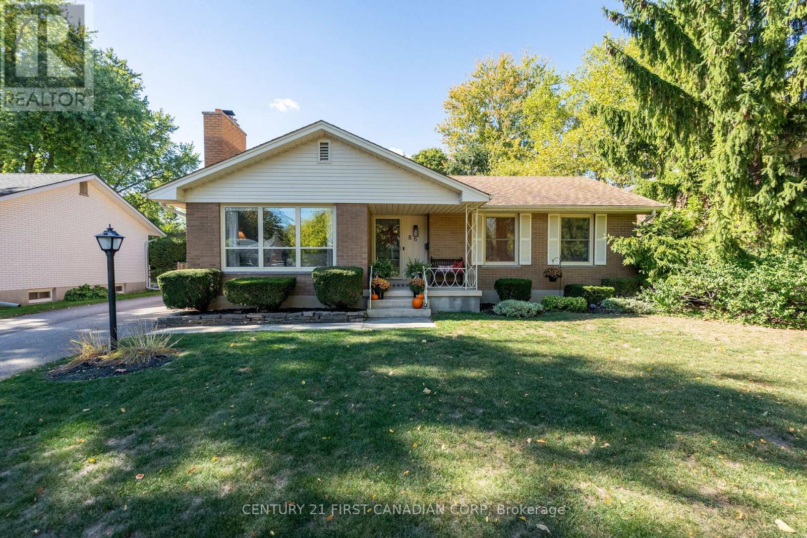 86 Mcleod Crescent, London North, Ontario  N5X 1S8 - Photo 3 - X12462126