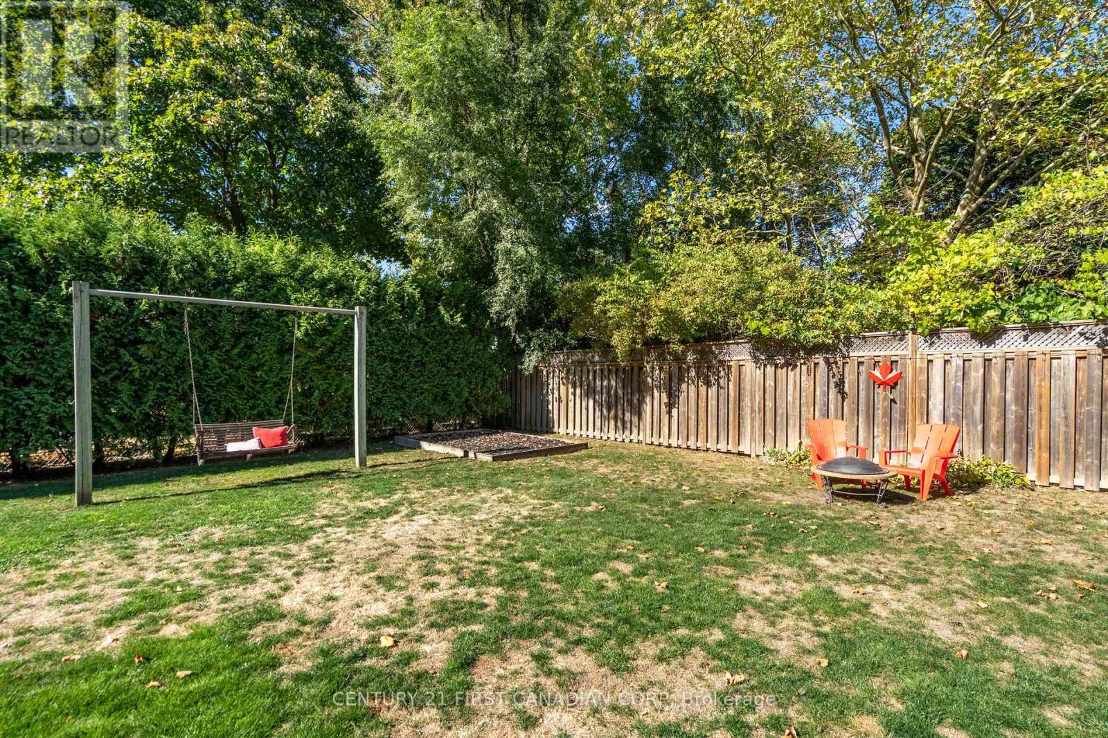 86 Mcleod Crescent, London North, Ontario  N5X 1S8 - Photo 30 - X12462126