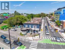 221 ECHO DRIVE, Ottawa, Ontario