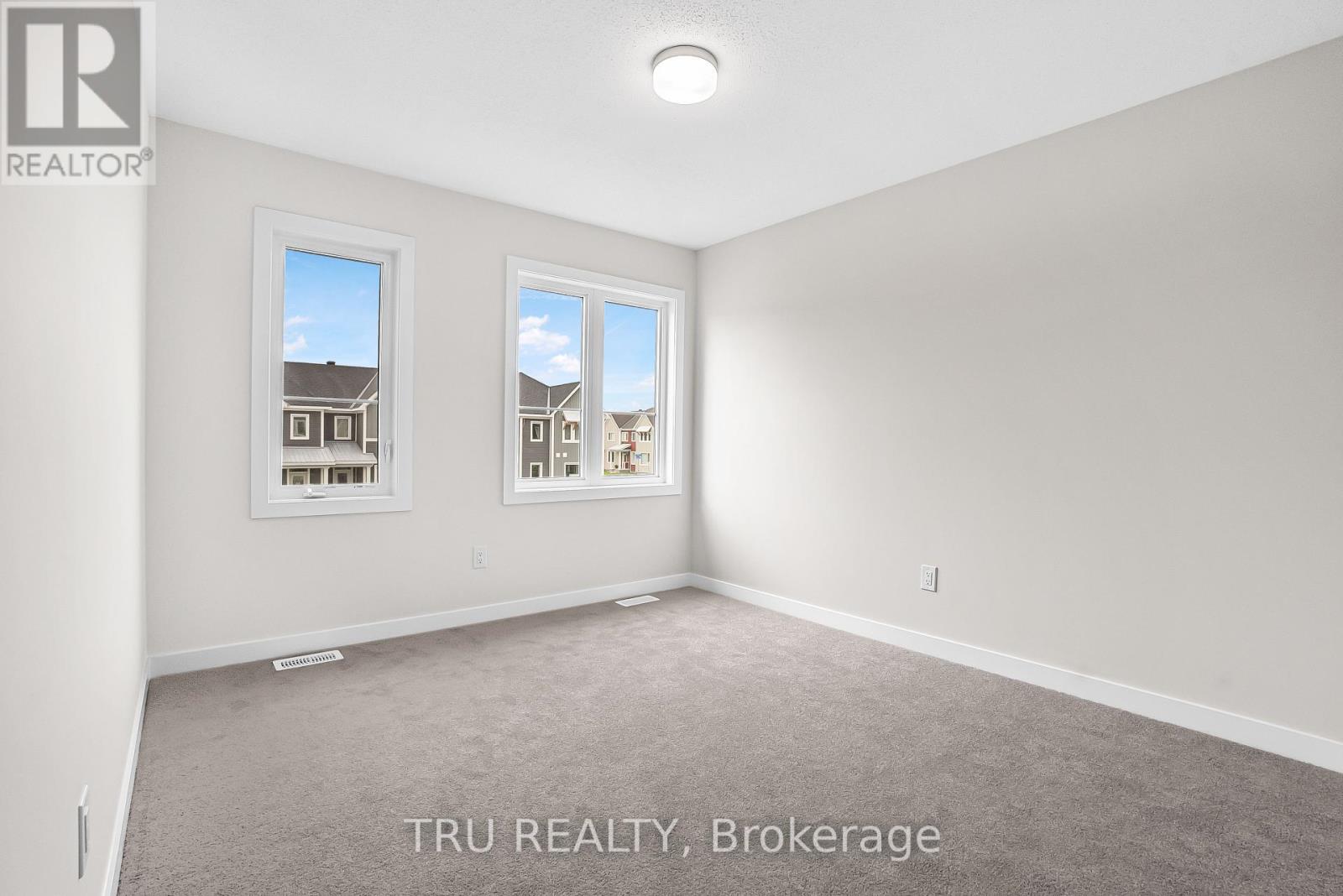 517 Oldenburg Avenue, Ottawa, Ontario  K0A 2Z0 - Photo 20 - X12462105