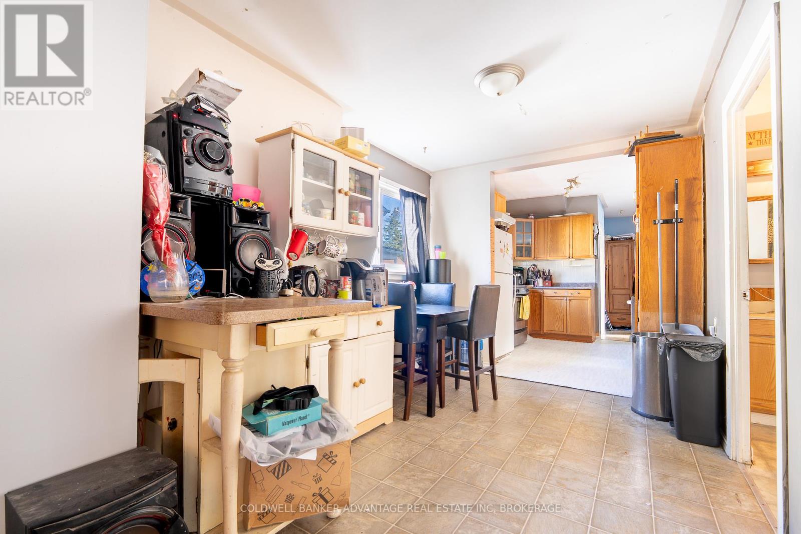 4674 Ryerson Crescent, Niagara Falls (Downtown), Ontario  L2E 1E5 - Photo 12 - X12462122