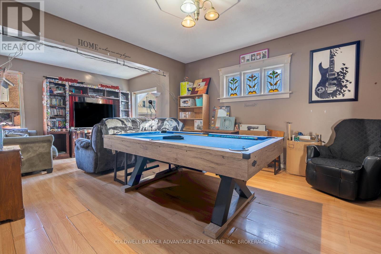 4674 Ryerson Crescent, Niagara Falls (Downtown), Ontario  L2E 1E5 - Photo 13 - X12462122