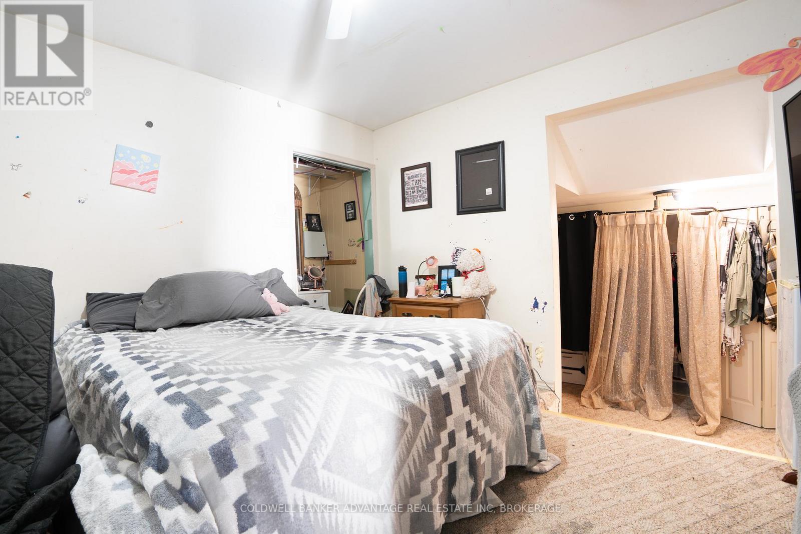 4674 Ryerson Crescent, Niagara Falls (Downtown), Ontario  L2E 1E5 - Photo 17 - X12462122