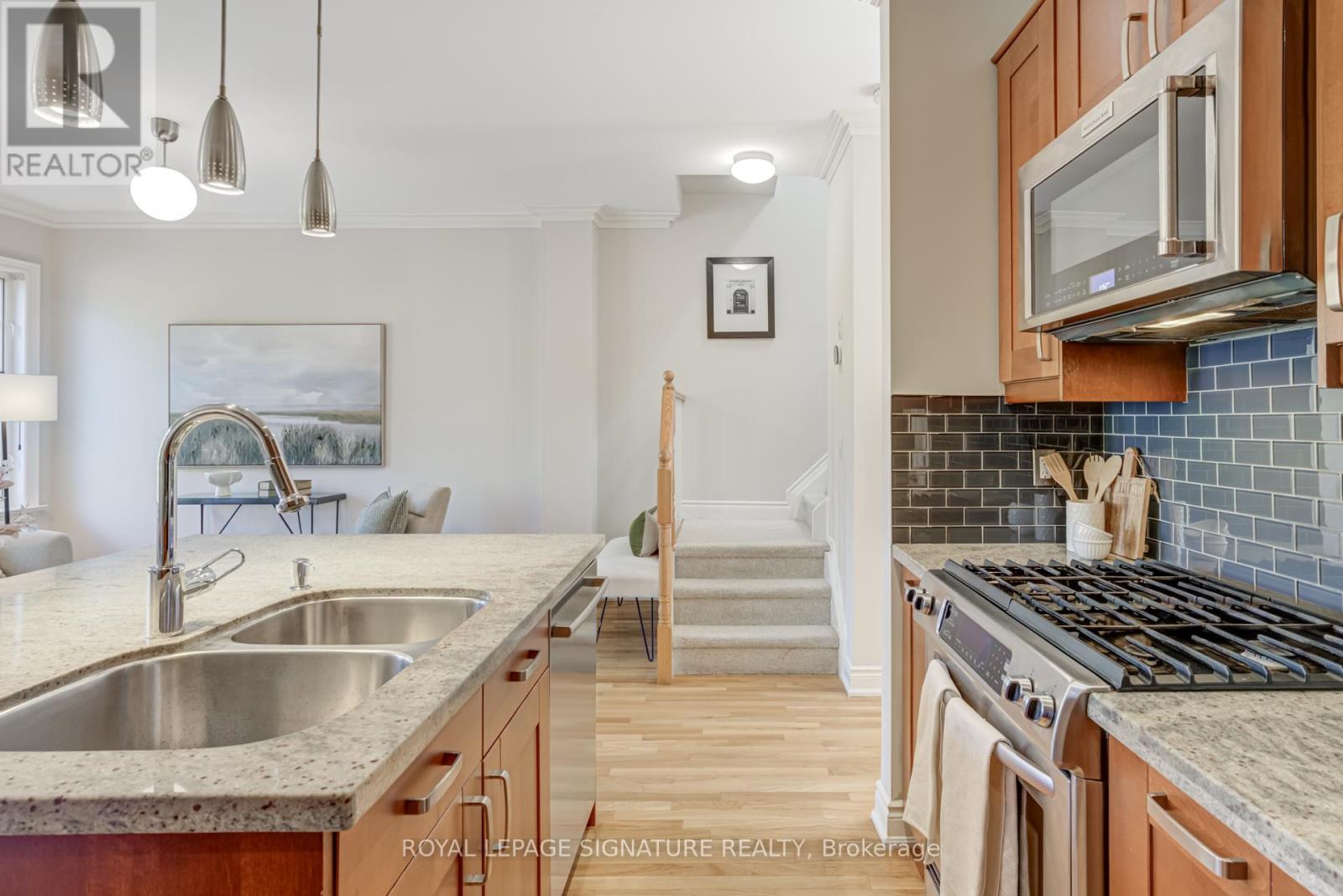 1015b College Street, Toronto, Ontario  M6H 1A8 - Photo 15 - C12462092