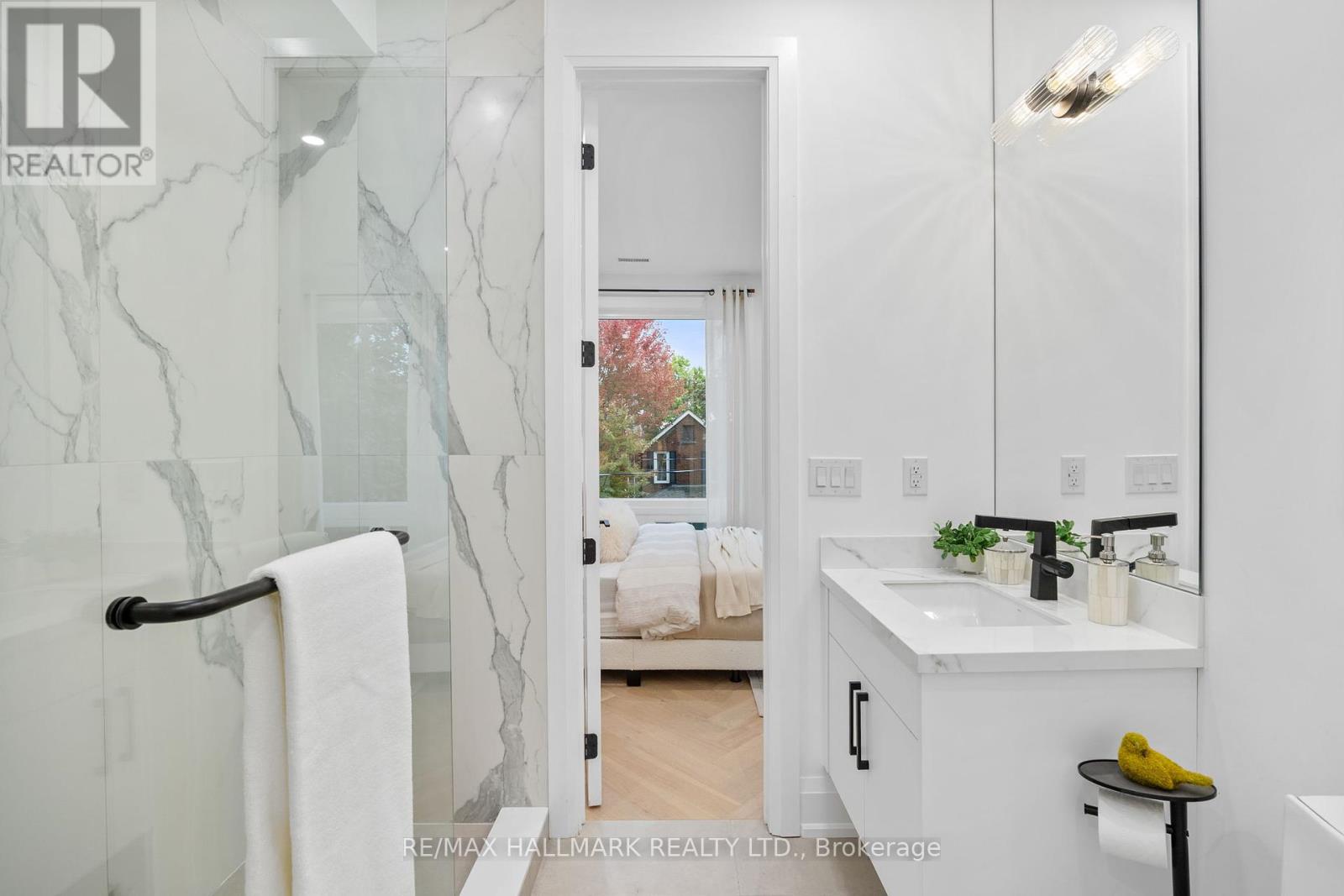 98 Hogarth Avenue, Toronto, Ontario  M4K 1K4 - Photo 22 - E12462093